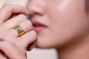Lustrous Gem Band