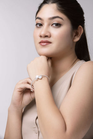 Moonlight Whisper Dual Stone