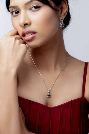 Vintage Pearl Flower