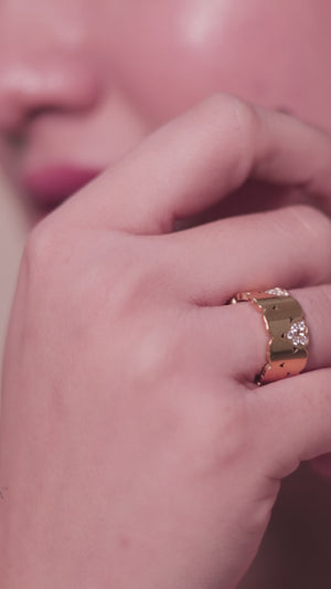 Lustrous Gem Band