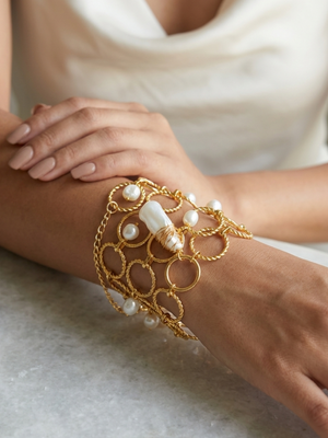 Aphrodite Pearl Strand