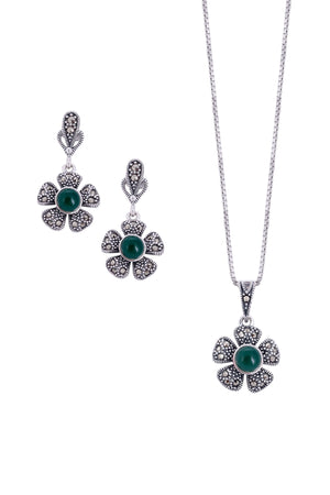 Vintage Pearl Flower