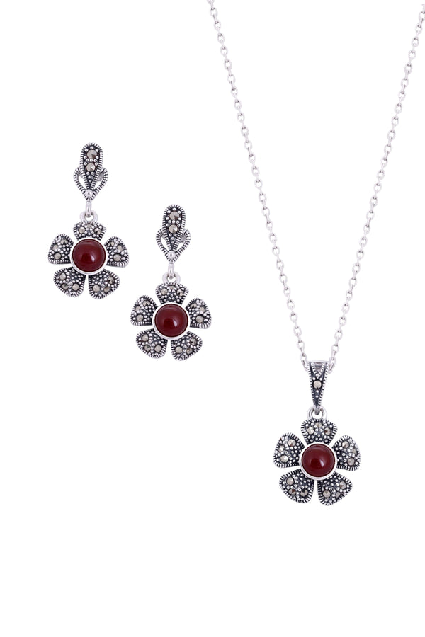 Vintage Pearl Flower