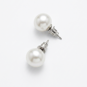 Malaysian Pearl Studs
